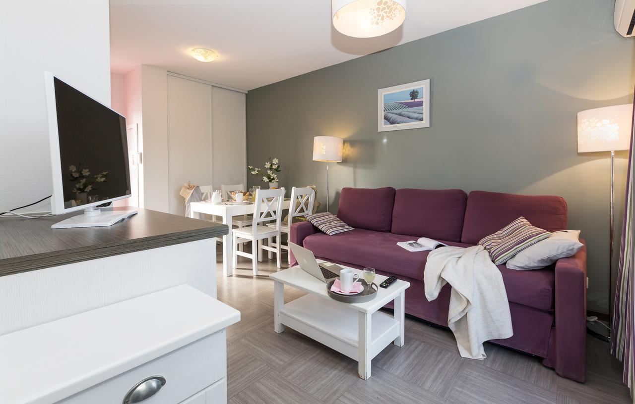 Residence Odalys Cote Provence Греу-ле-Бэн Экстерьер фото